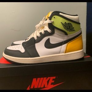 Jordan 1 “Volt”